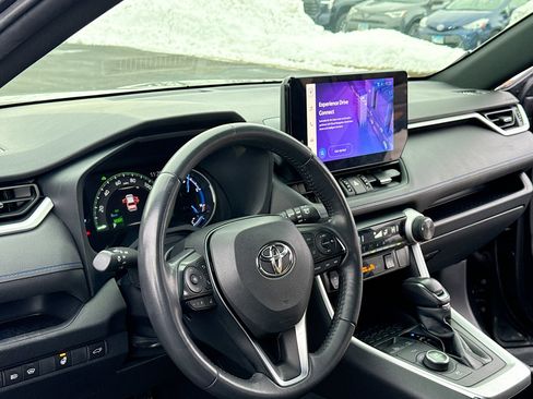 Used 2023 Toyota RAV4 XSE image 4