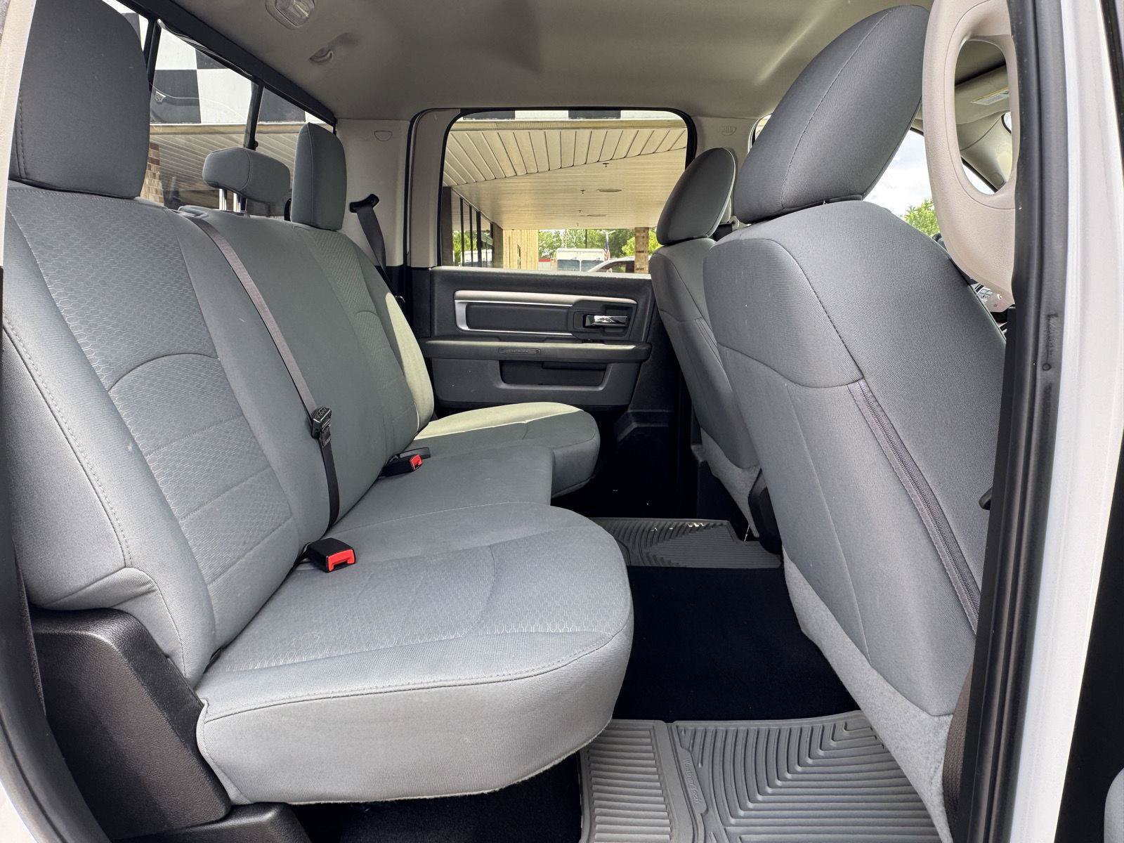 Used 2019 RAM 1500 Classic SLT AWD/4WD image 26