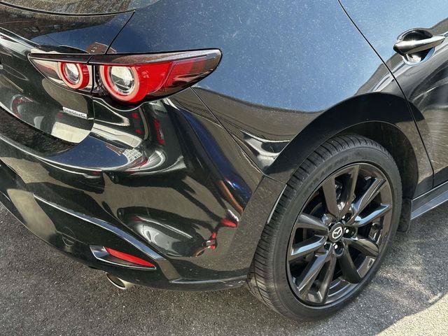Used 2024 MAZDA MAZDA3 s FWD image 6