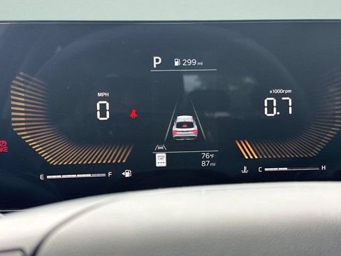 New 2026 Kia K4 FWD image 26