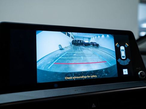 New 2026 Toyota Prius Plug-In Hybrid image 25