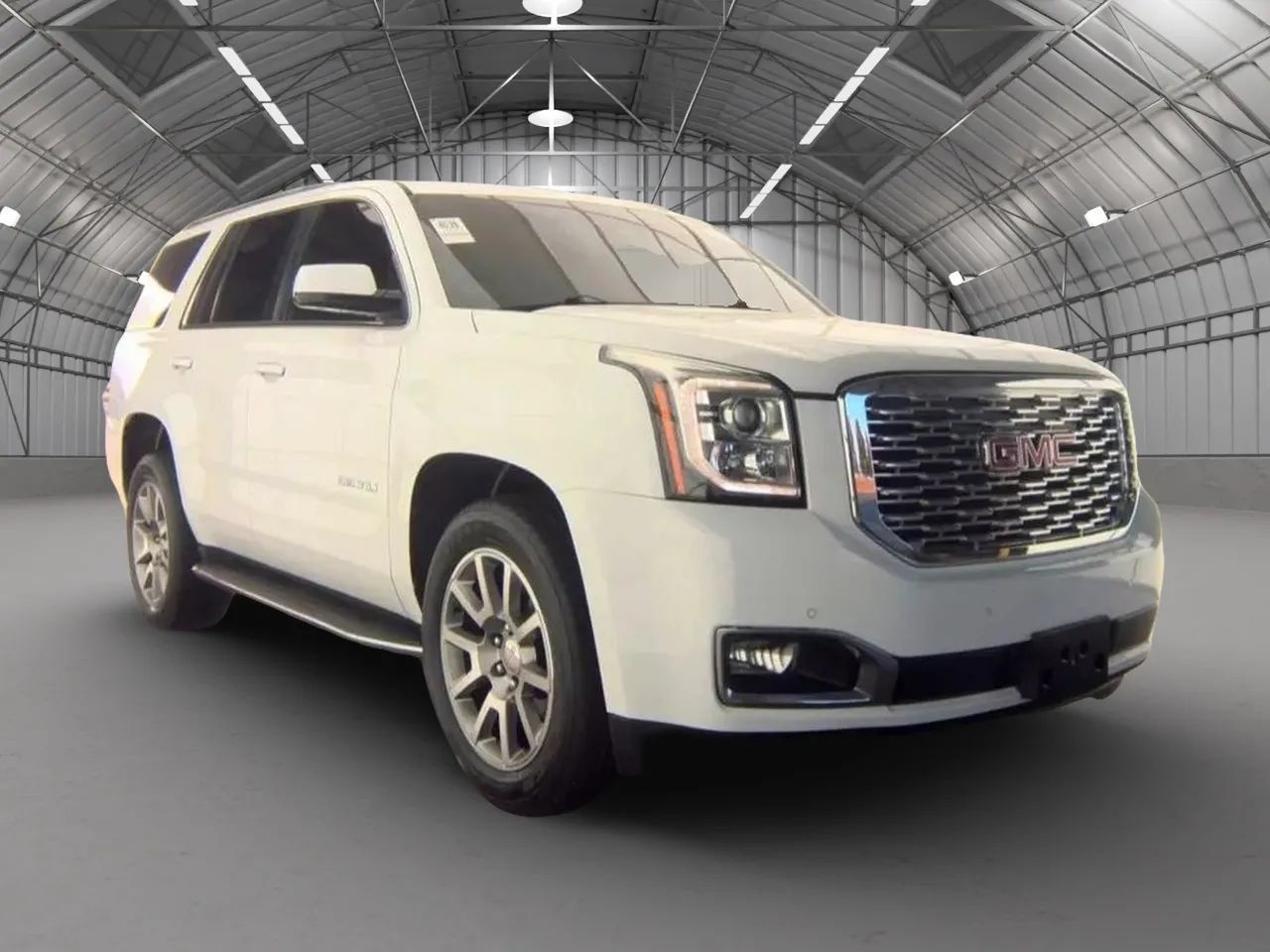 Used 2018 GMC Yukon Denali AWD/4WD image 5