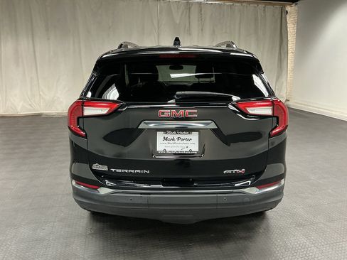 Used 2024 GMC Terrain AT4 w/ LPO, Floor Liner Package AWD/4WD image 4