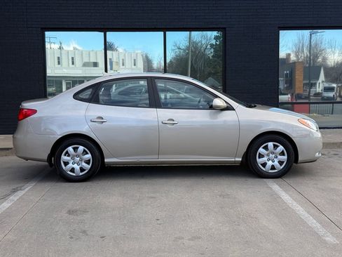 Used 2009 Hyundai Elantra GLS image 11
