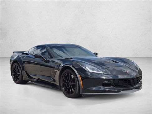 Used 2017 Chevrolet Corvette Grand Sport RWD image 3