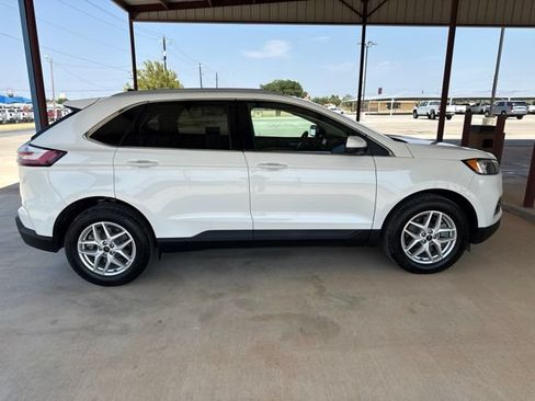 Used 2023 Ford Edge SEL w/ Convenience Package AWD/4WD image 9