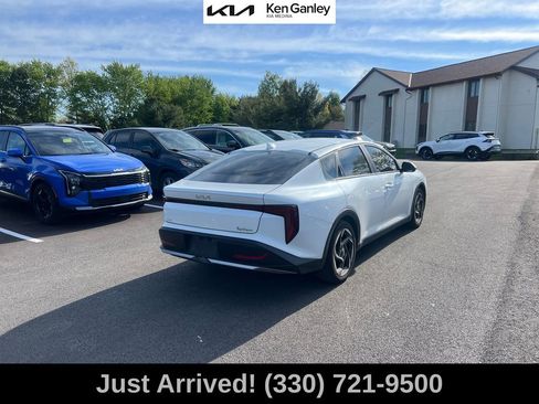 Certified 2025 Kia K4 EX FWD image 5