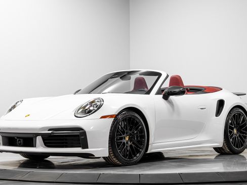 Used 2021 Porsche 911 Turbo S image 2