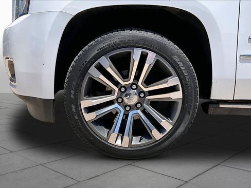 Used 2019 GMC Yukon Denali w/ Denali Ultimate Package AWD/4WD image 11