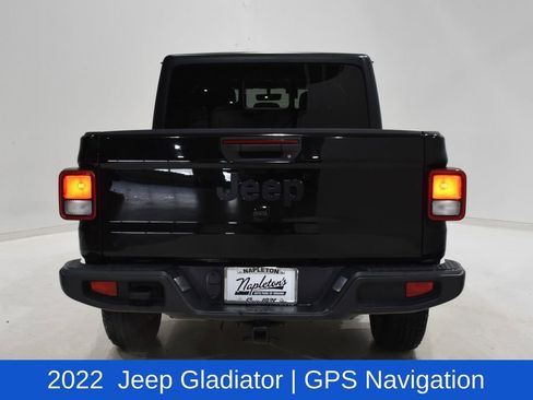 Used 2022 Jeep Gladiator Sport AWD/4WD image 5