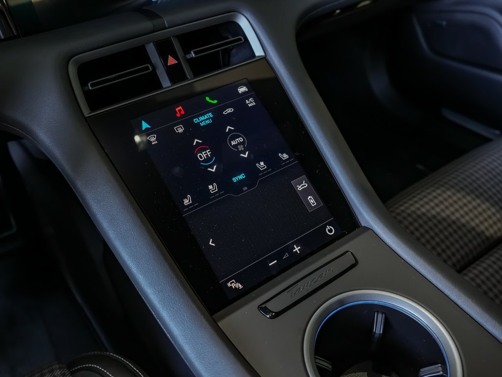 Certified 2026 Porsche Taycan AWD/4WD image 22