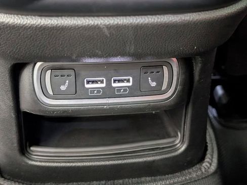 Used 2023 Alfa Romeo Stelvio Veloce AWD/4WD image 27