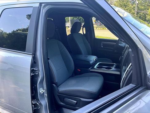 Used 2022 RAM 1500 Warlock AWD/4WD image 11