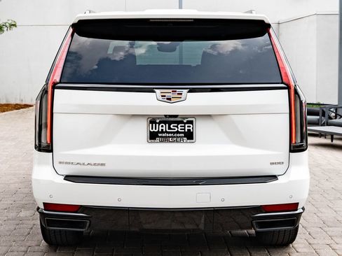 Used 2023 Cadillac Escalade Sport w/ Touring Package AWD/4WD image 7