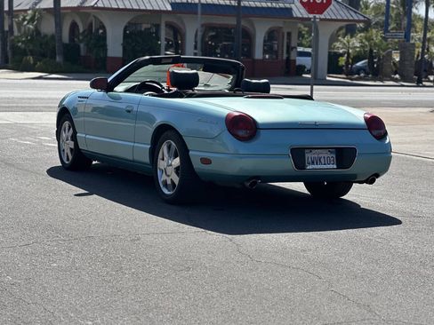 Used 2002 Ford Thunderbird Deluxe image 5