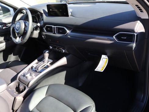New 2025 MAZDA CX-5 AWD 2.5 S w/ Select Package image 10