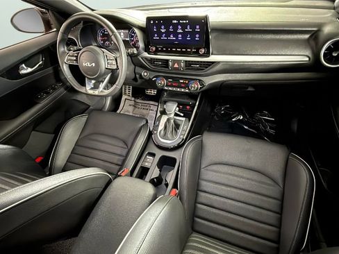 Used 2024 Kia Forte GT-Line w/ GT-Line Premium Package image 33