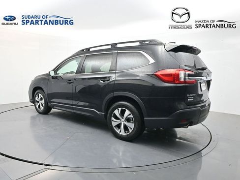 Used 2023 Subaru Ascent Premium w/ Convenience Package AWD/4WD image 6