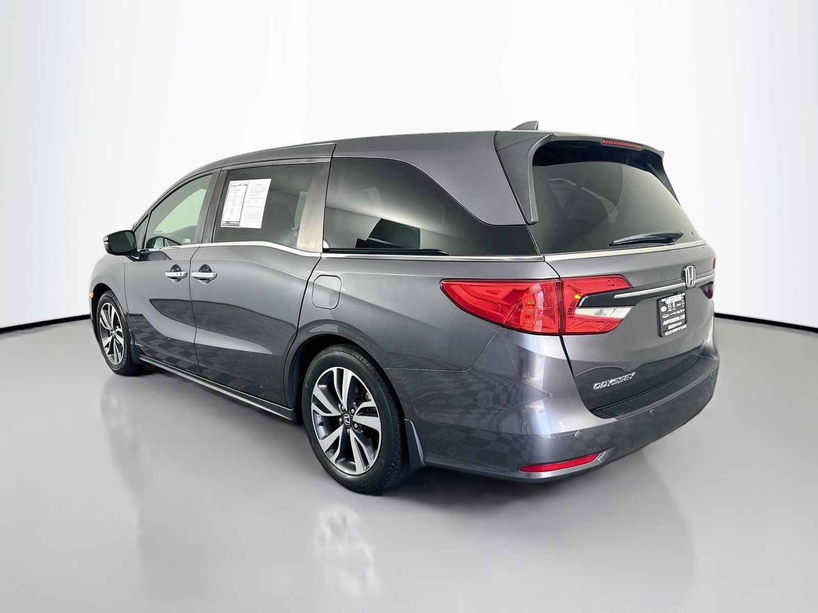Used 2021 Honda Odyssey Touring image 5