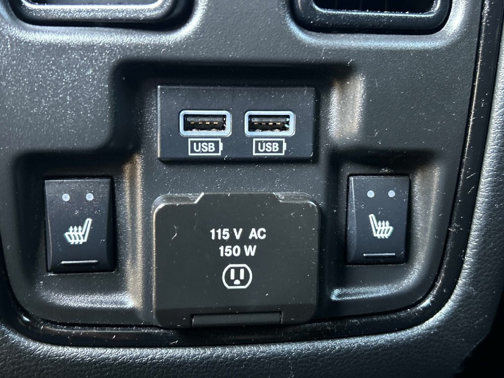 Used 2022 Dodge Durango R/T w/ Tow 'N Go Package AWD/4WD image 24