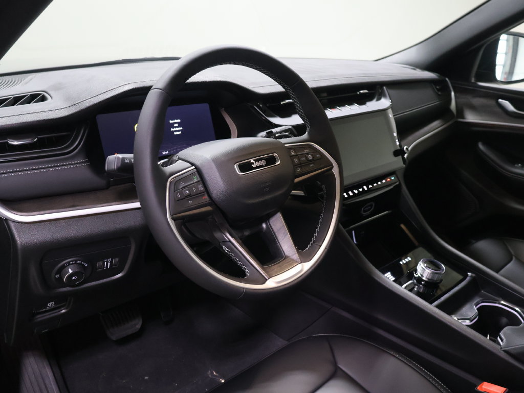 New 2027 Jeep Grand Cherokee Limited AWD/4WD image 20