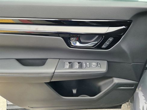 Used 2025 Honda CR-V EX-L image 17
