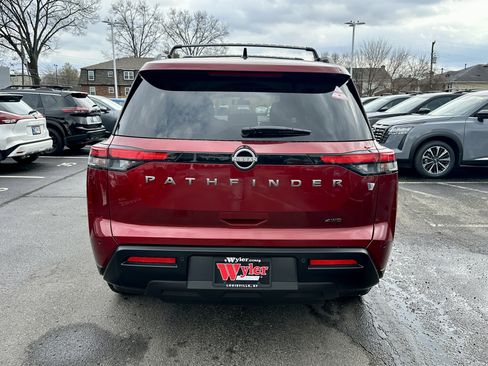 New 2026 Nissan Pathfinder SV AWD/4WD image 18
