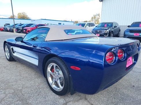 Used 2004 Chevrolet Corvette Convertible w/ Preferred Equipment Group image 5