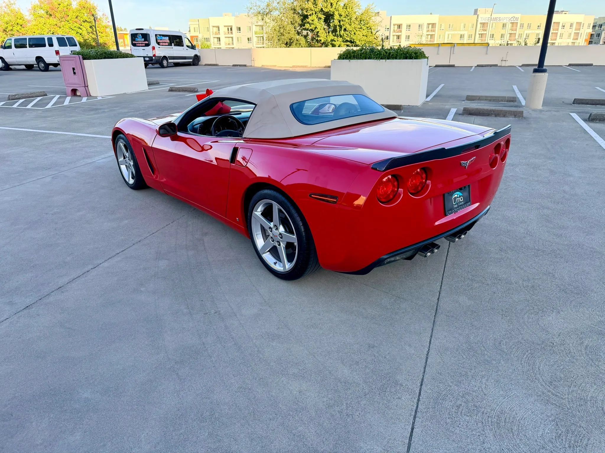 Used 2006 Chevrolet Corvette Convertible w/ Preferred Equipment Group RWD image 22