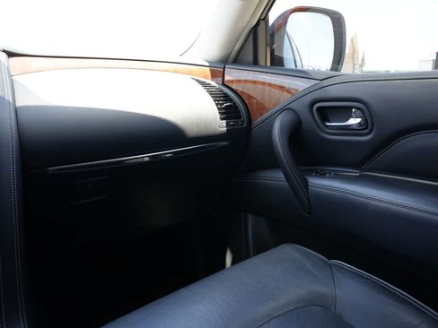 Used 2019 INFINITI QX80 Luxe AWD/4WD image 8