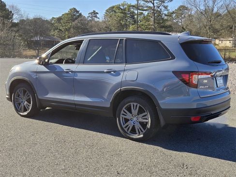 Used 2022 Honda Pilot Sport image 3