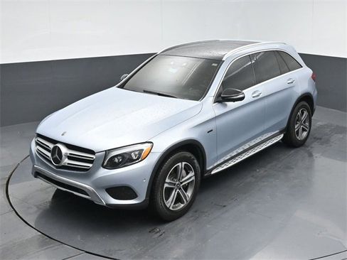 Used 2018 Mercedes-Benz GLC 350e 4MATIC image 40