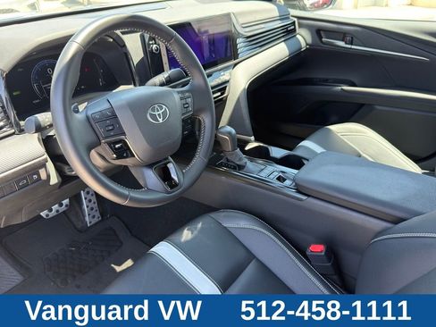 Used 2025 Toyota Camry SE w/ Multimedia Upgrade Package FWD image 10