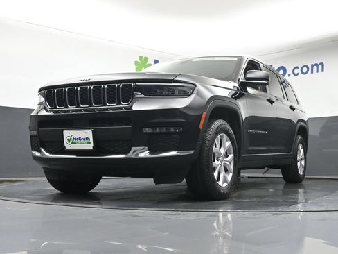 Used 2022 Jeep Grand Cherokee L Limited AWD/4WD image 7