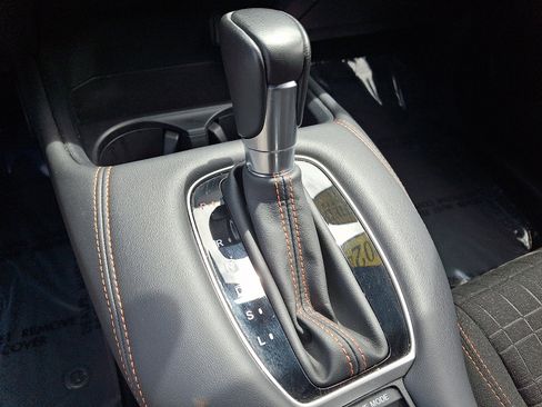 Used 2024 Honda HR-V Sport image 14