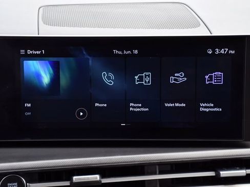 Used 2025 Hyundai Santa Fe SEL FWD image 15