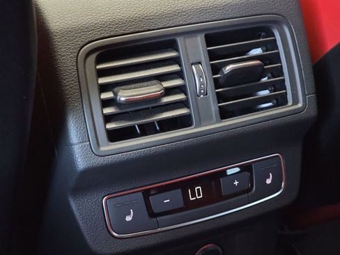 Used 2022 Audi SQ5 Prestige image 18