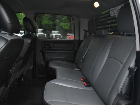 Used 2022 RAM 1500 Tradesman w/ Chrome Appearance Group AWD/4WD image 16