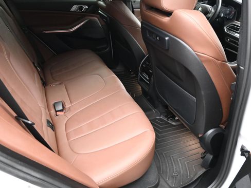 Used 2022 BMW X5 xDrive40i image 10