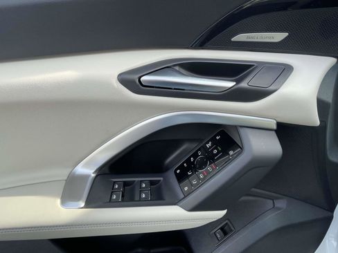 New 2025 Audi Q5 Premium Plus image 21