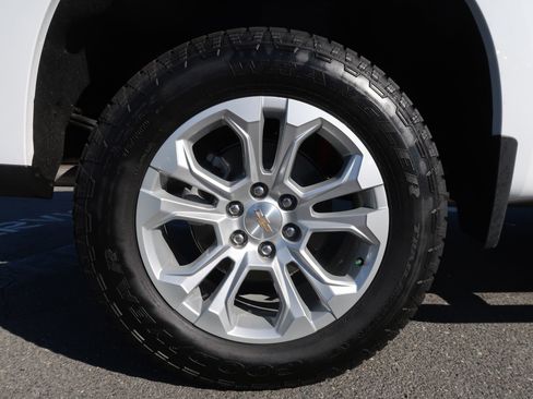 Used 2025 Chevrolet Silverado 1500 LTZ w/ Technology Package image 43