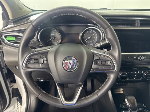 Used 2021 Buick Encore GX Select image 16