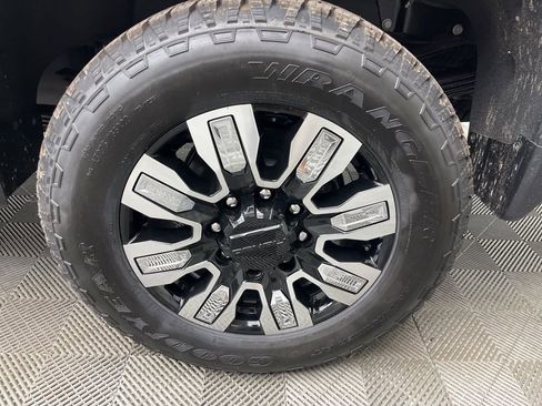 New 2026 GMC Sierra 2500 Denali w/ Denali Reserve Package image 4