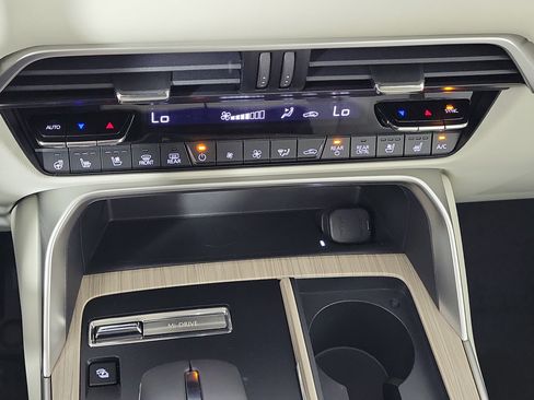 New 2026 MAZDA CX-90 Plug-In Hybrid w/ Premium Plus image 23