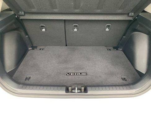 Certified 2023 Hyundai Venue Limited FWD image 15