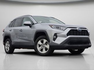 Used 2021 Toyota RAV4 XLE video 2