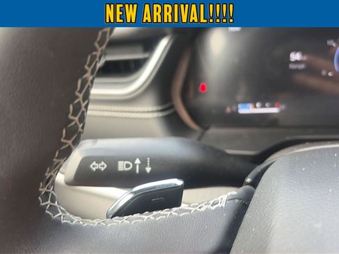 Used 2023 Jeep Grand Cherokee Altitude AWD/4WD image 13