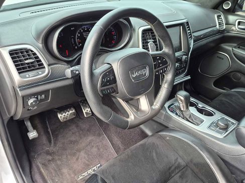 Used 2017 Jeep Grand Cherokee SRT AWD/4WD image 2