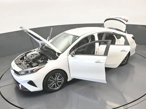 Used 2024 Kia Forte GT-Line image 63