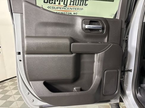 Used 2024 Chevrolet Silverado 1500 Custom Trail Boss image 19